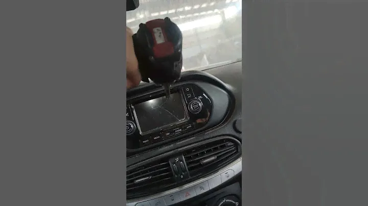 Fiat Tipo 2017 Фиат Типо ( ненавижу !!) демонтаж магнетолы !!!