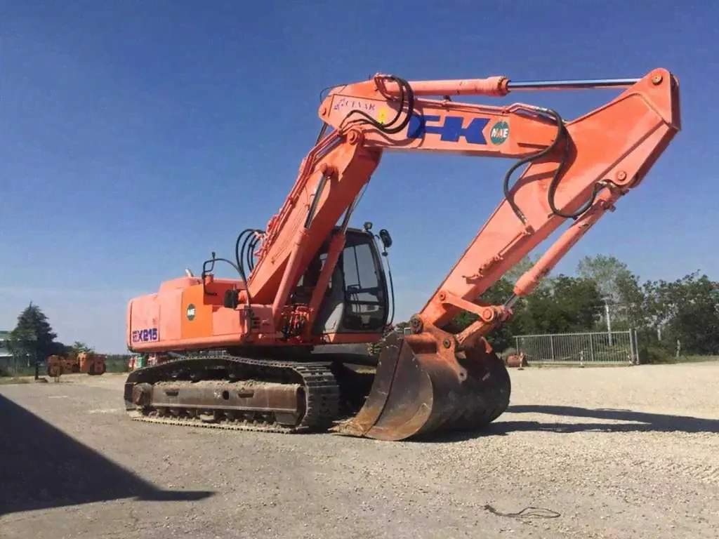 Колесный экскаватор Fiat Kobelco EX 215 16 тонн-0